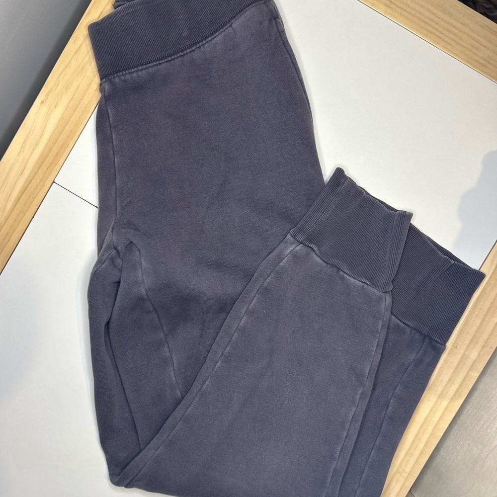 TNA Charcoal Lounge Pants 2xs